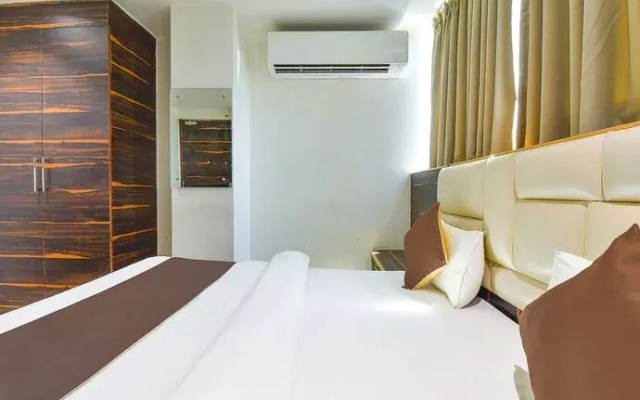 FabHotel Prime Kaki