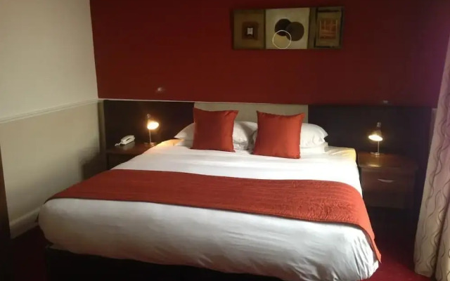 Aberdour Hotel