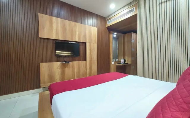 Hotel Gautam Grand Varanasi
