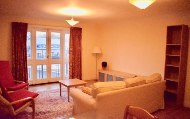 Spacious 2 Bedroom Flat in Bethnal Green