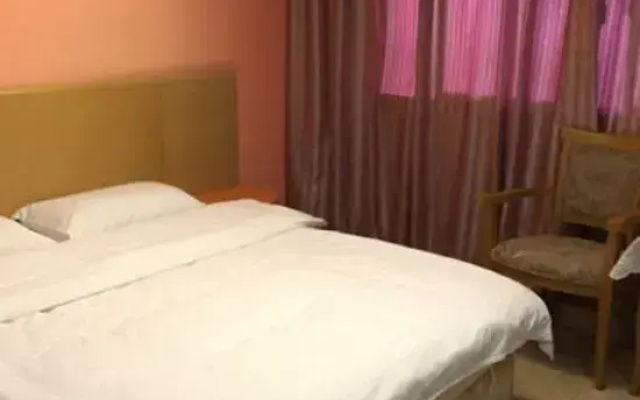 Golden Swan Hotel