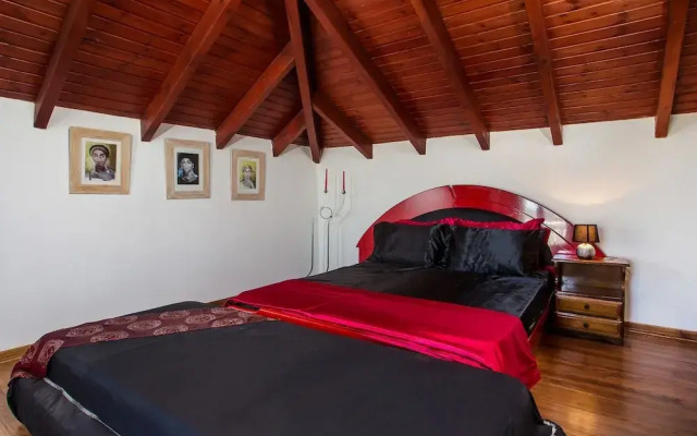 Villa Marilia - Lux home near Beach