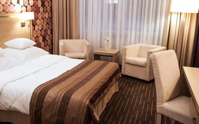 Grape Town Hotel