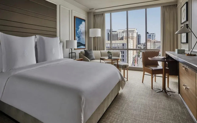 Four Seasons Hotel Austin