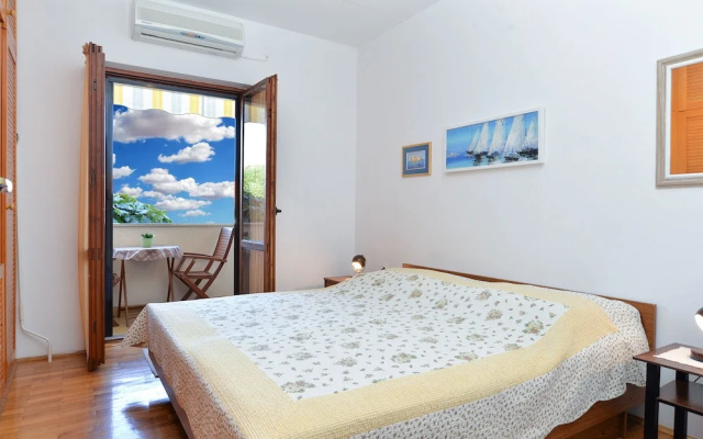 Apartment 1174