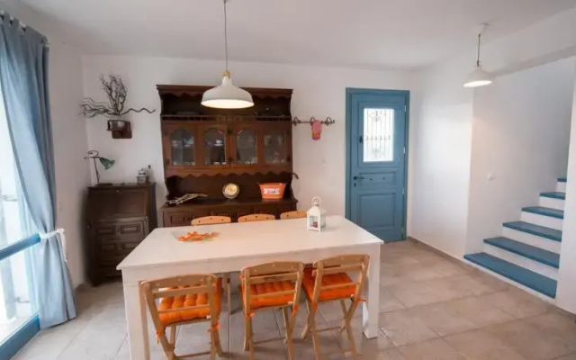Aloustina Villa