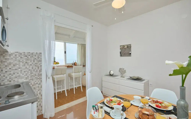 Bahari Apartment