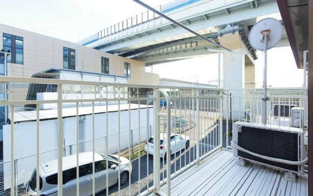 Station Side 113