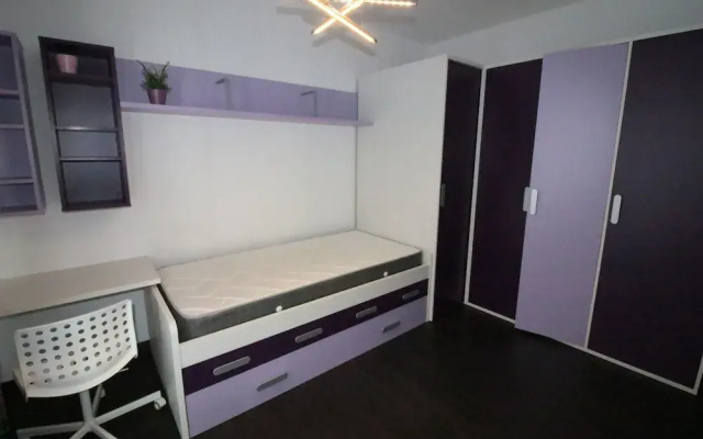 Villa con piscina Activa28