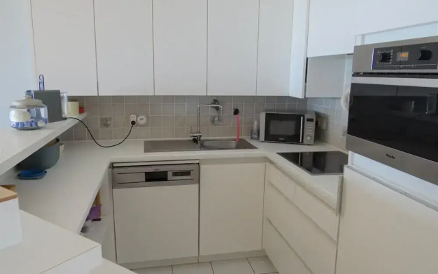 Sea View Family Apartment