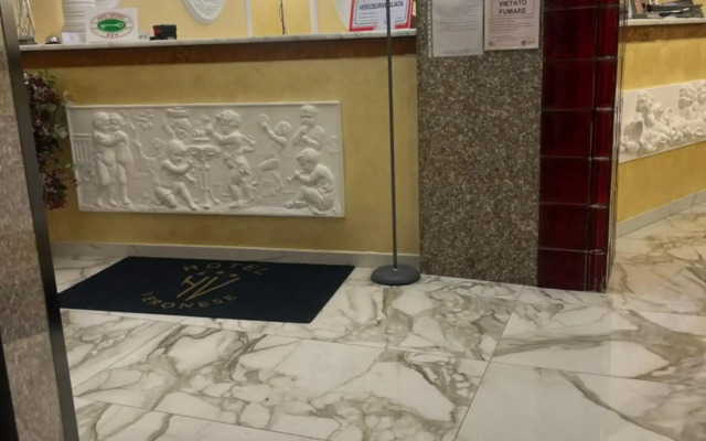 Hotel Veronese