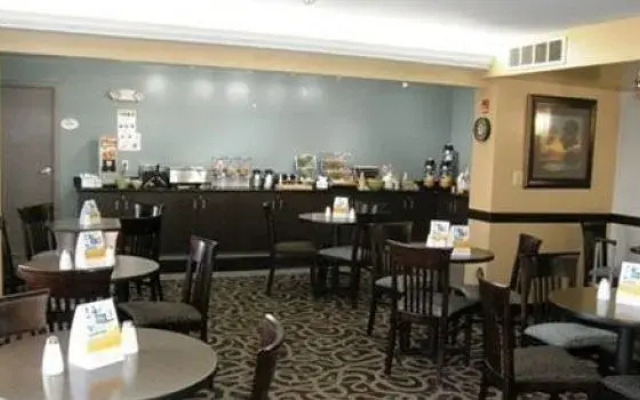 Quality Inn Copley