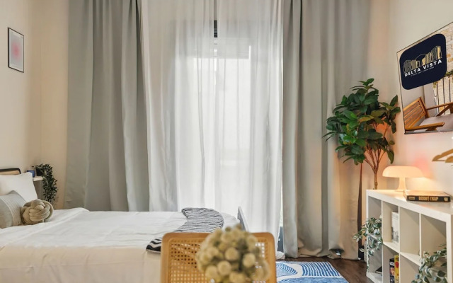 12min Downtown 6min Domain Pool Free Parking