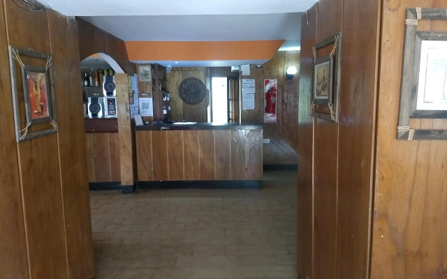 Hotel Sahara
