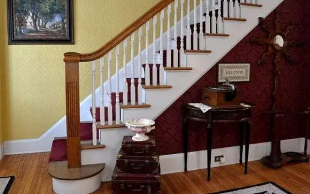 Seasons on Main Bed and Breakfast
