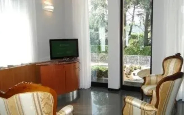 Hotel Moderno
