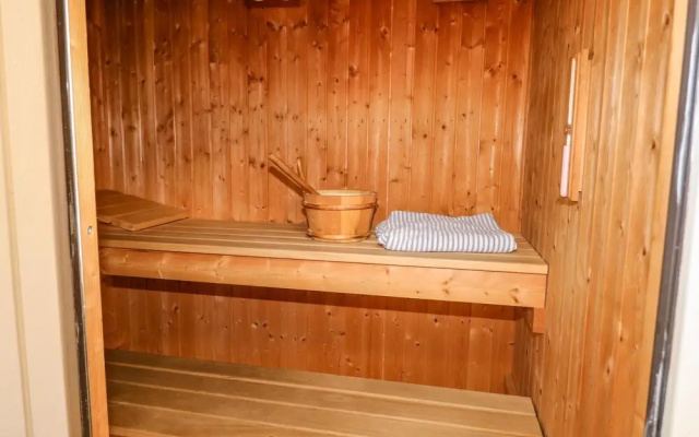 Woodmancote Lodge