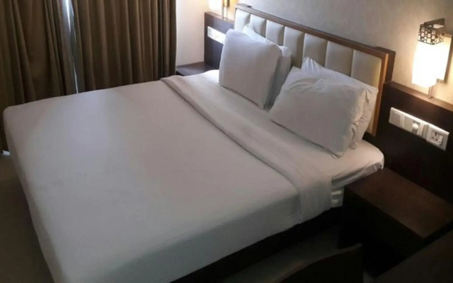Hotel Sadanand Regency