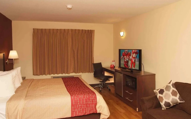 Red Roof Inn Osage Beach - Lake of the Ozarks