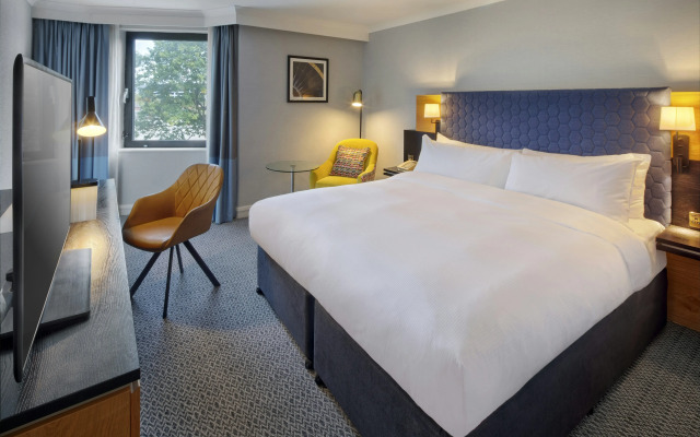 DoubleTree by Hilton Manchester Airport