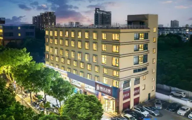 Jinjiang Inn