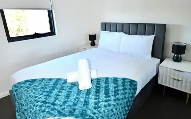 Aircabin Canterbury Cheerful 2 Beds Apt