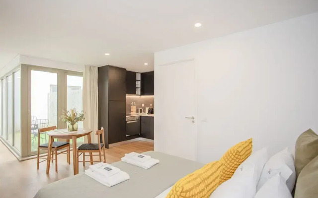 NAX Apartment C by Liiiving