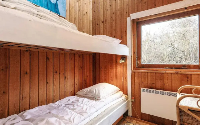 8 Person Holiday Home in Asnaes