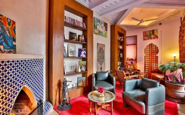 Riad Moucharabieh