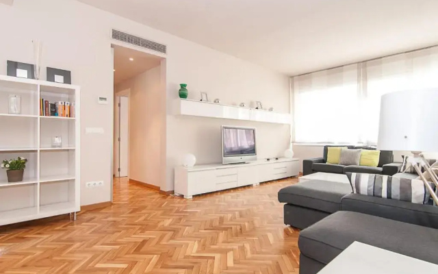 Weflating Diagonal Apartments