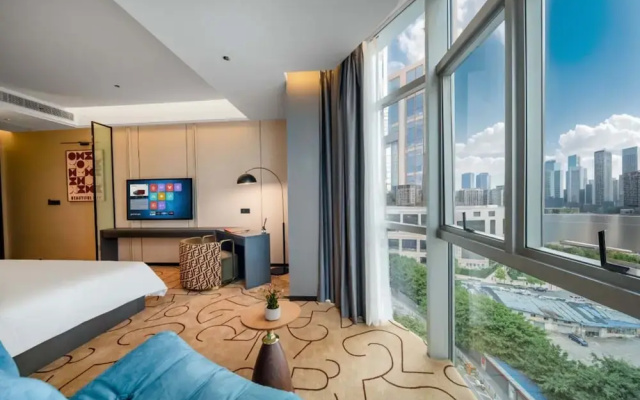 Pilot Hotel