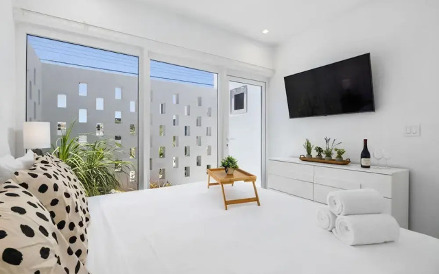 Newly Built Private Pool 3BR Parking Wi-fi