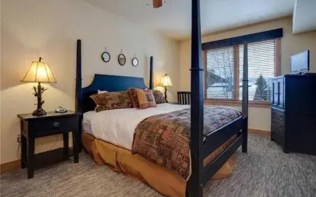 4207 Aspen Lodge