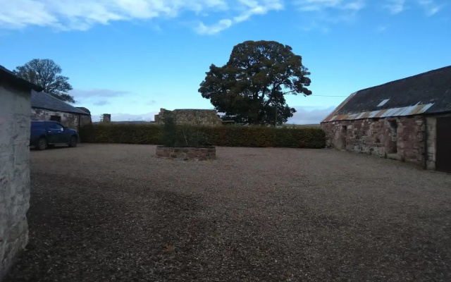 Beautiful 8-bed House in Angus