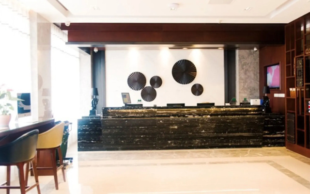 GreenTree Inn Taizhou Taixing Middle Guoqing Road Business Hotel