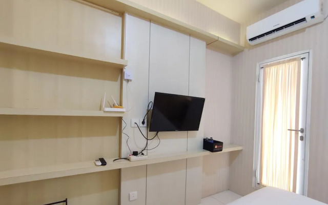Comfort Studio At Candiland Apartment