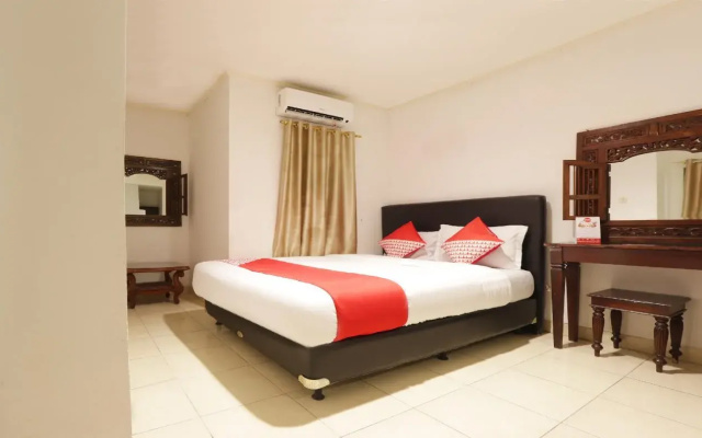 OYO 132 Anggrek Murni Residence