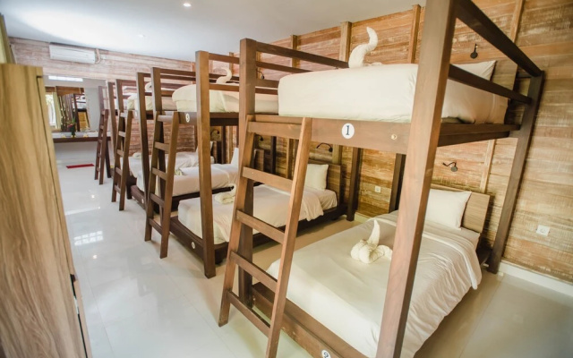 Acala hostel