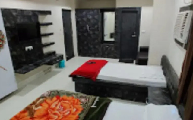 Hotel Grand Palace By WB Inn