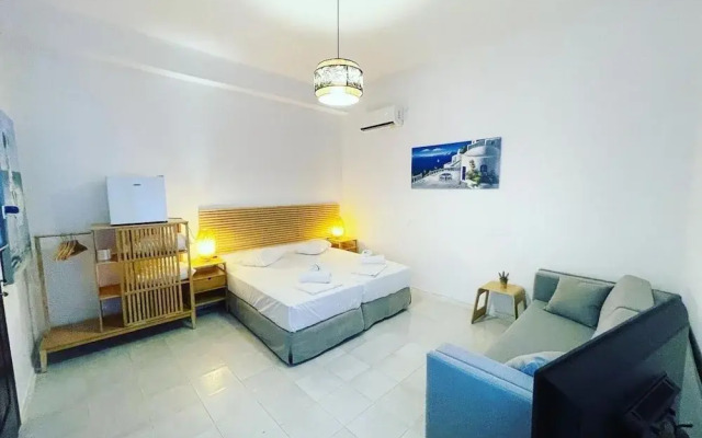 Albatross Hotel