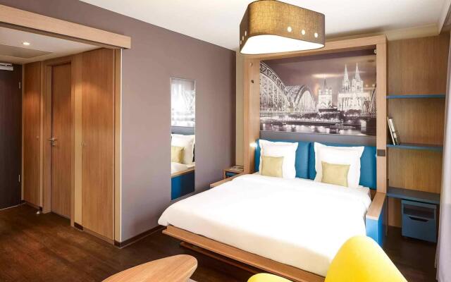 Отель Aparthotel Adagio Köln City Германия, Кёльн - 5 отзывов об отеле, цены и фото номеров - забронировать отель Aparthotel Adagio Köln City онлайн комната для гостей