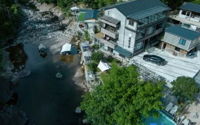 Anji Creek Travel Family River holiday beautiful stay