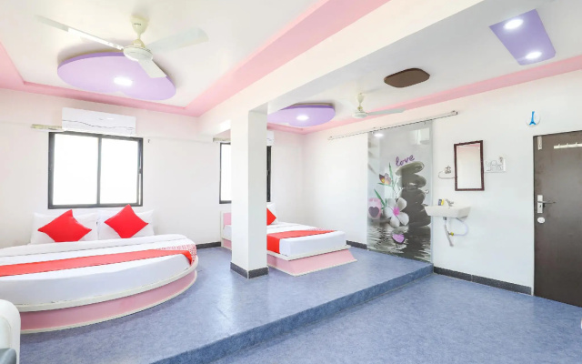 OYO 69018 Hotel Jet Inn