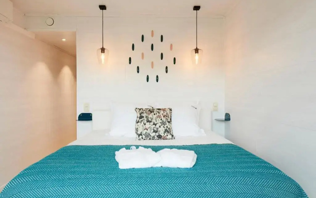 B&B Armalot by Julia