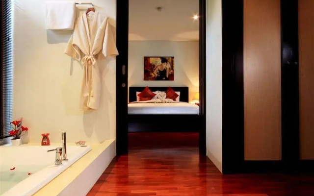 Kata Gardens 2Br Sea Garden View 8B