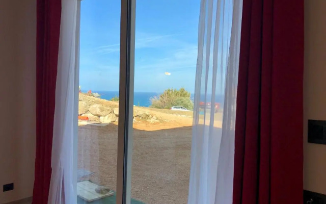 Finestra Sul Mare