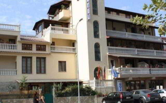 Hotel Martini вид на фасад