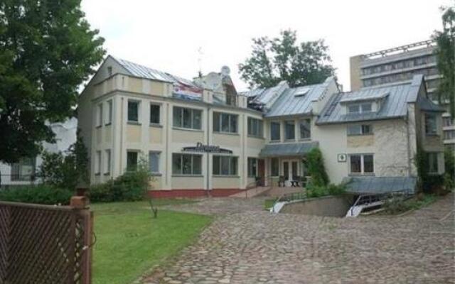 Отель Guest House Drusva Литва, Друскининкай - 1 отзыв об отеле, цены и фото номеров - забронировать отель Guest House Drusva онлайн вид на фасад