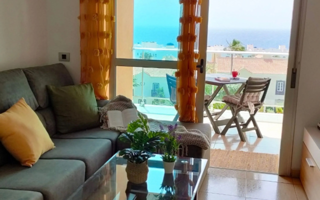 Jessica s Hideaway Amarilla Golf Bliss