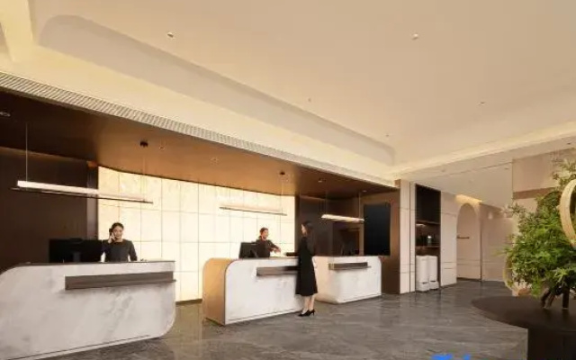 Yatou Hotel, Yangshan Road, Xuzhou Jinshanqiao Metro Station